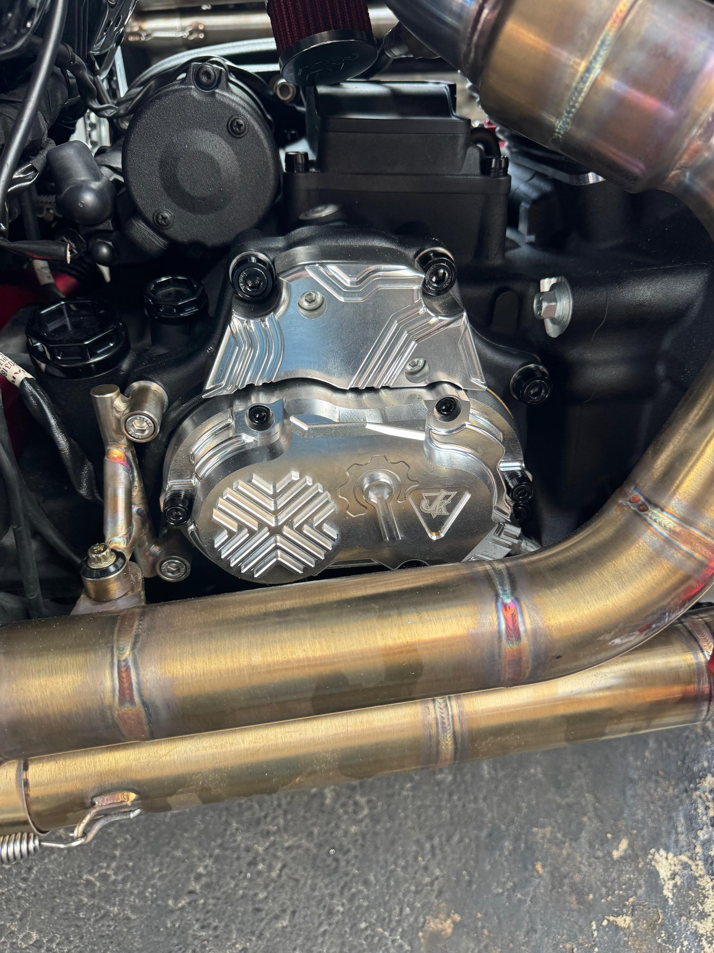 Billet Transmission and sensor Cover 23.5+ Touring
