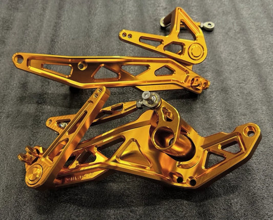 Mid controls Touring 2014+